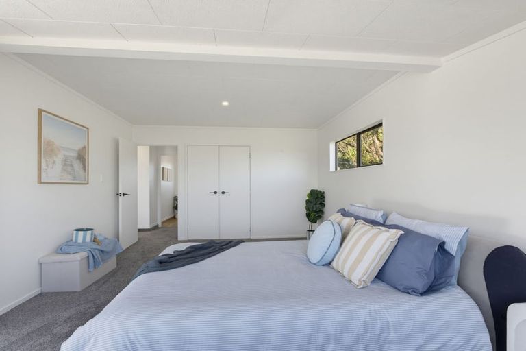 Photo of property in 16 Kaiwaka-mangawhai Road, Kaiwaka, 0975