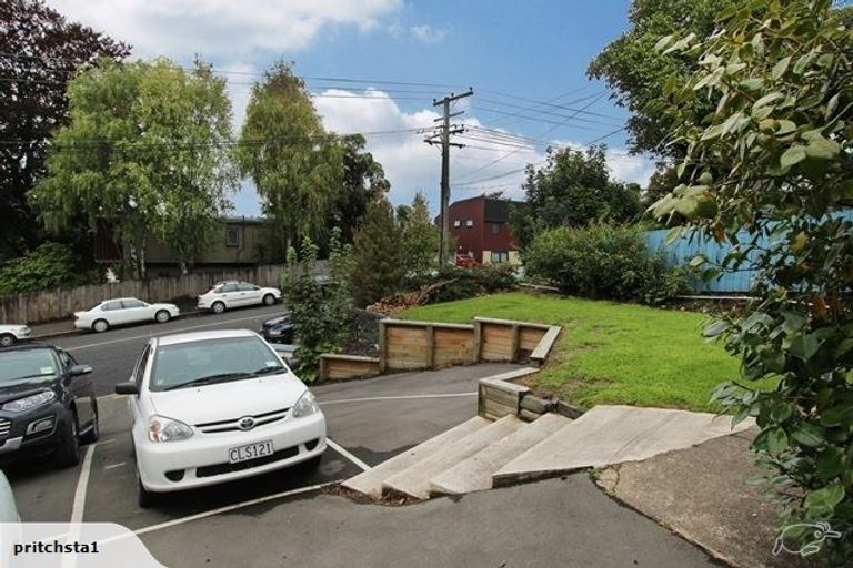 Photo of property in 84 Queen Street, North Dunedin, Dunedin, 9016