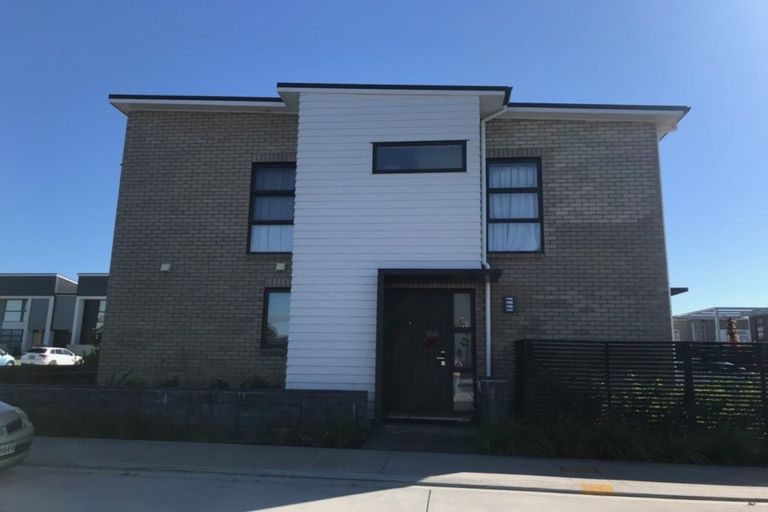 Photo of property in 16 Rangihina Road, Hobsonville, Auckland, 0616