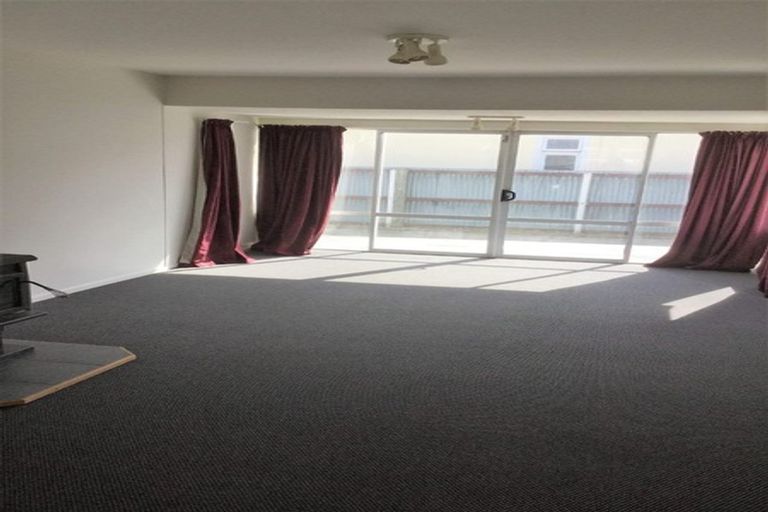 Photo of property in 155 Palmers Road, New Brighton, Christchurch, 8083