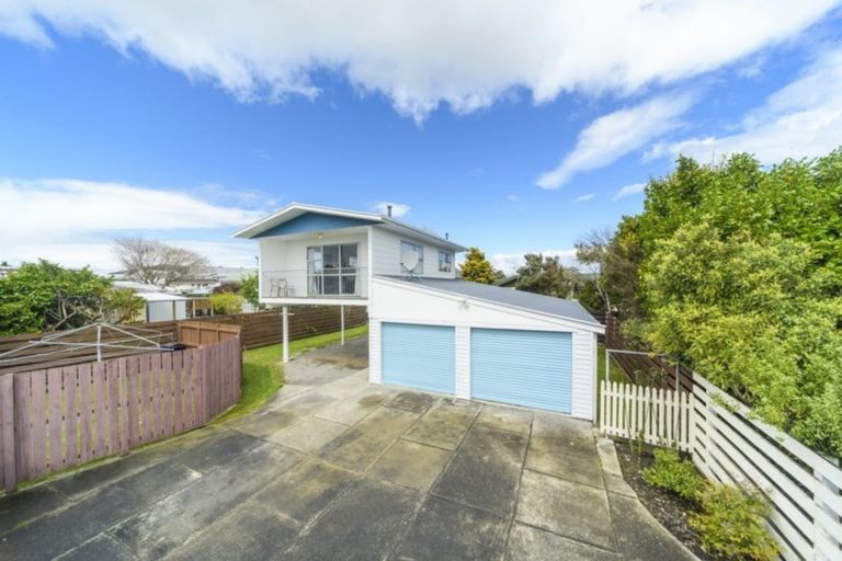 Photo of property in 24 Paradise Place, Milson, Palmerston North, 4414