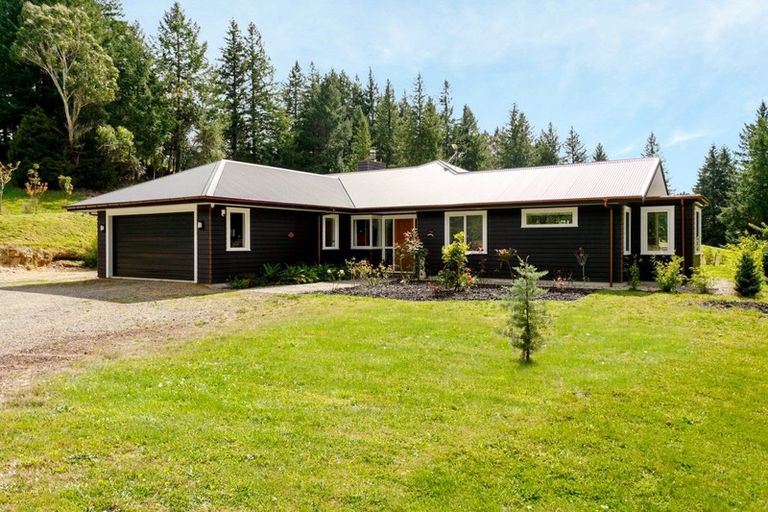 Photo of property in 16 Forest Road, Oruanui, Taupo, 3384