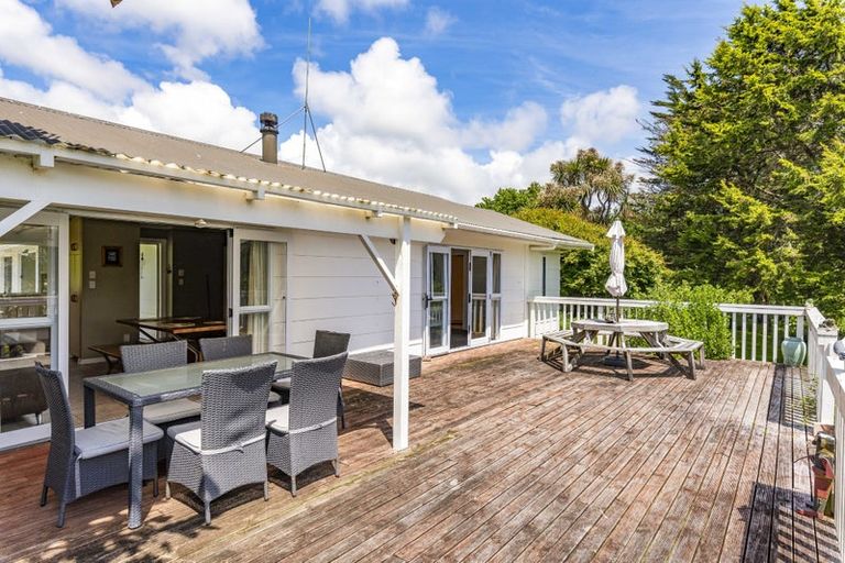 Photo of property in 93b Pukenamu Road, Te Horo, Otaki, 5581