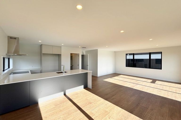 Photo of property in 19 Mckerrow Street, Marshland, Christchurch, 8083