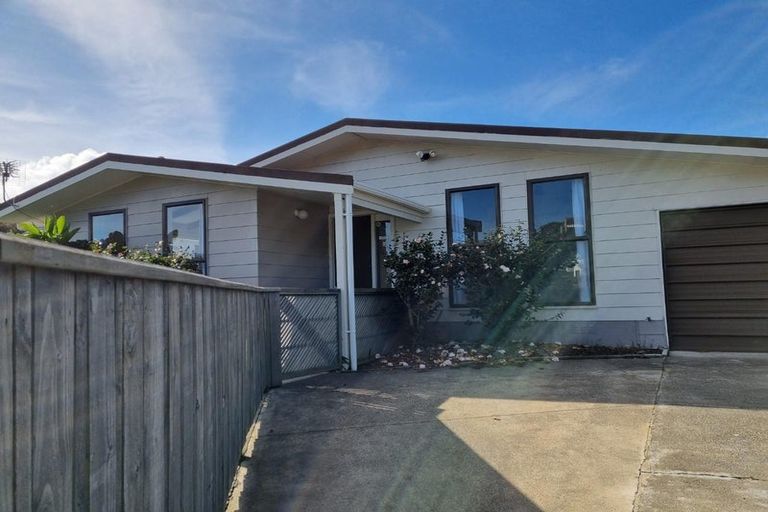 Photo of property in 46 Bodmin Terrace, Camborne, Porirua, 5026