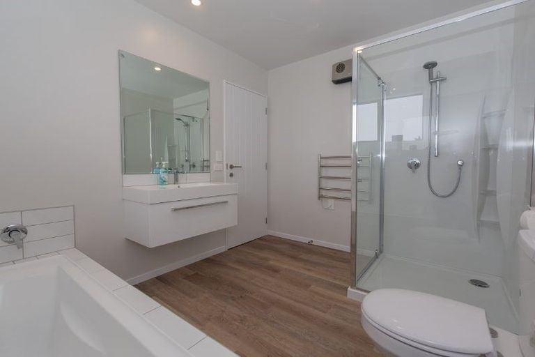 Photo of property in 18 Timsfield Drive, Lake Hawea, Wanaka, 9382