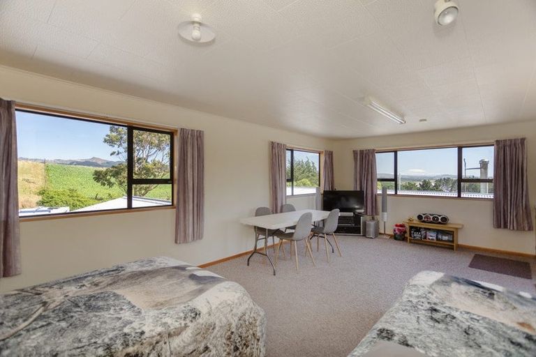 Photo of property in 16 Coronation Street, Moeraki, Palmerston, 9482