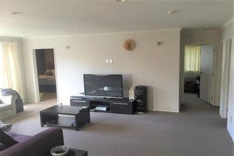 Photo of property in 13a Karaka Street, New Lynn, Auckland, 0600