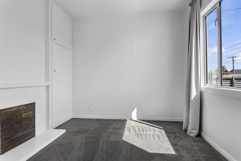 Photo of property in 1/32 Wilson Street, Islington, Christchurch, 8042