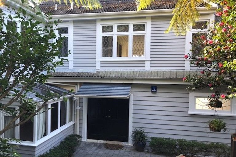 Photo of property in 156 Barnard Street, Wadestown, Wellington, 6012