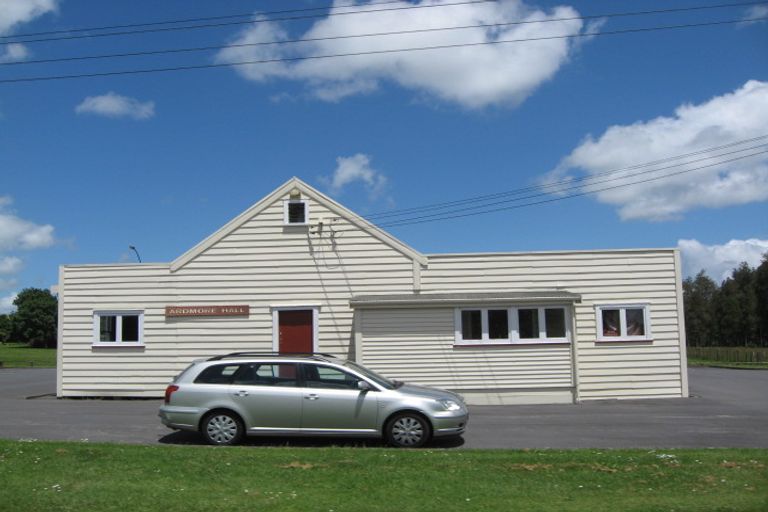 Photo of property in 194 Burnside Road, Ardmore, Papakura, 2582