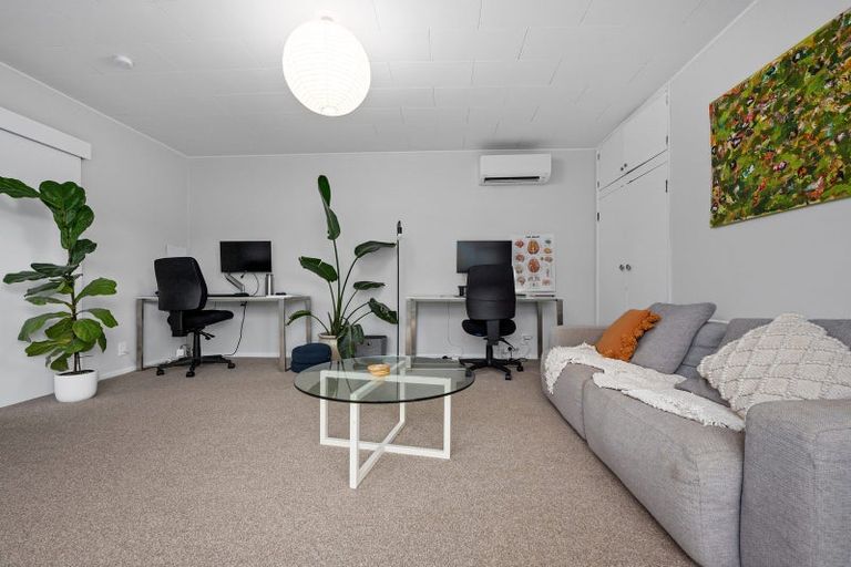 Photo of property in 1/22 Saltburn Road, Milford, Auckland, 0620
