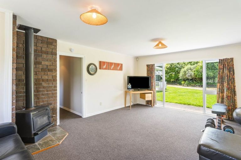 Photo of property in 93b Pukenamu Road, Te Horo, Otaki, 5581