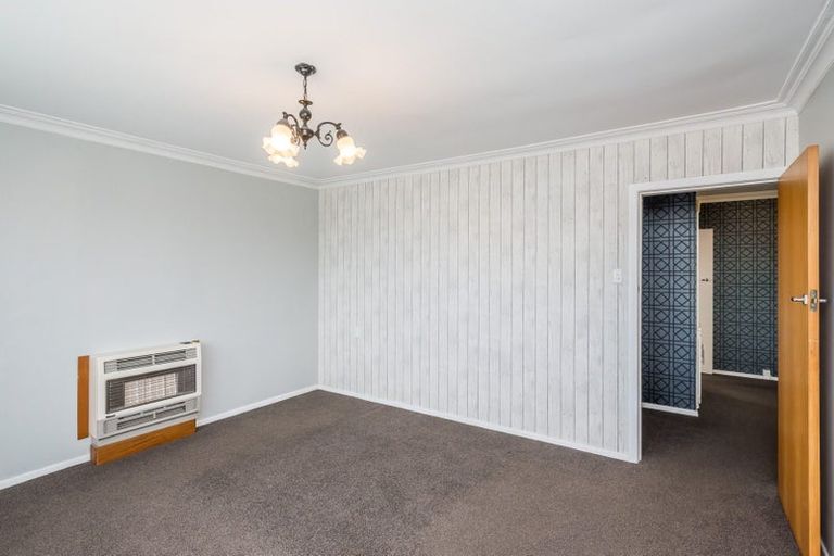 Photo of property in 15 Carlisle Street, Levin, 5510