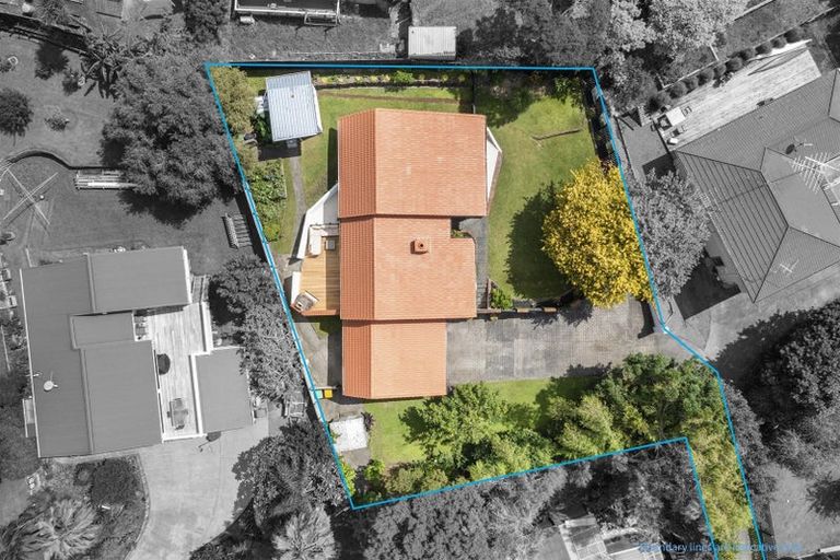 Photo of property in 11 William Hadlow Place, Hatfields Beach, Orewa, 0931