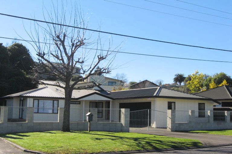 Photo of property in 73b Joll Road, Havelock North, 4130