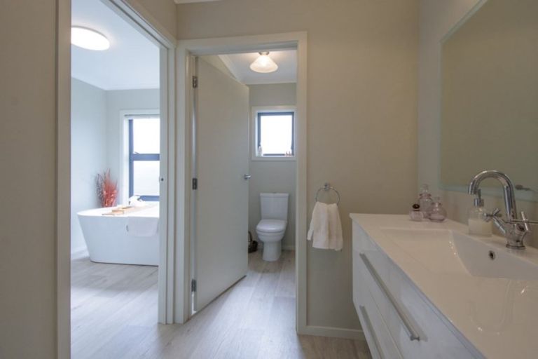 Photo of property in 13 Panners Cove Lane, Cromwell, 9384