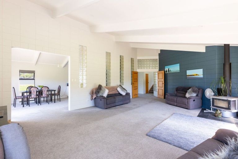 Photo of property in 1298 Egmont Road, Egmont Village, Inglewood, 4386