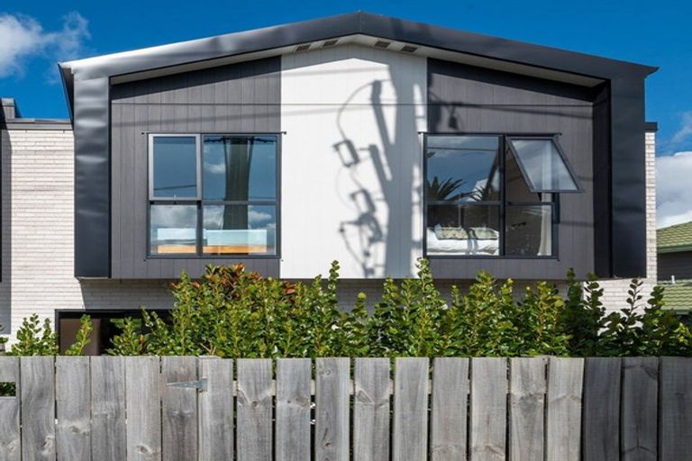 Photo of property in 7/2 Waipa Street, Birkenhead, Auckland, 0626