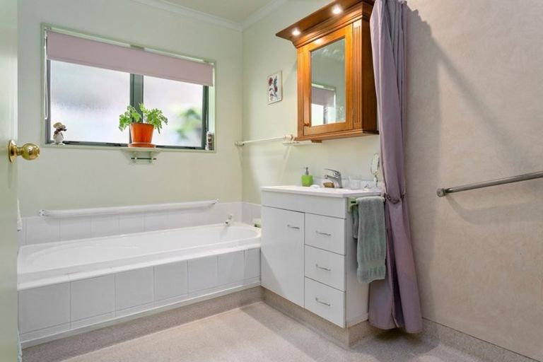 Photo of property in 21a Scott Street, Tuatapere, 9620