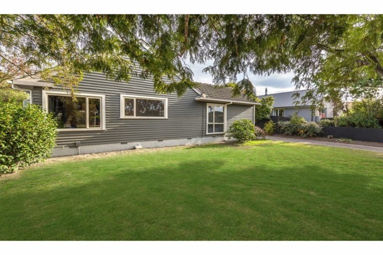 Photo of property in 250 Opawa Road, Hillsborough, Christchurch, 8022
