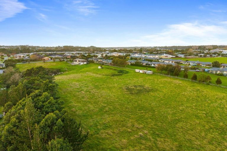 Photo of property in 68 Tapu Road, Huapai, Kumeu, 0810