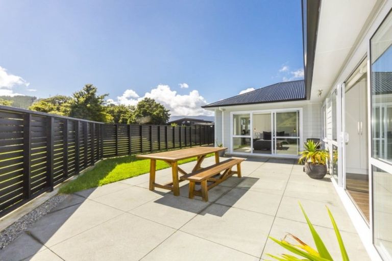 Photo of property in 80 Riverstone Drive, Riverstone Terraces, Upper Hutt, 5018