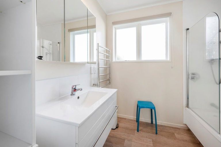 Photo of property in 43 Dickens Street, Owhata, Rotorua, 3010