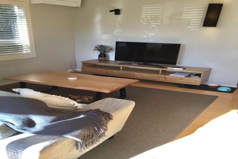 Photo of property in 1/5 Sinclair Street, Devonport, Auckland, 0624
