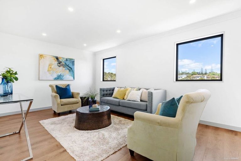 Photo of property in 5 Third Fairway Place, Albany, Auckland, 0632