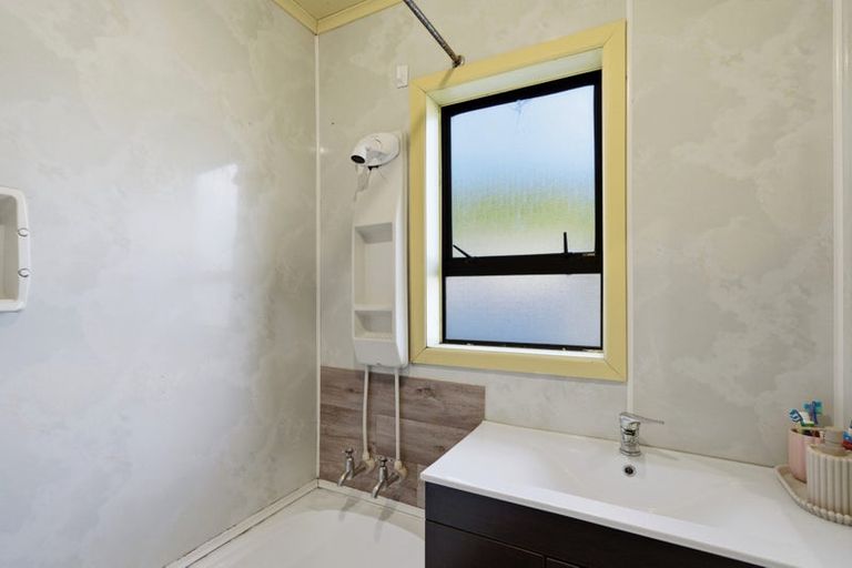 Photo of property in 23 Tussock Creek Grove Bush Road, Grove Bush, Invercargill, 9876