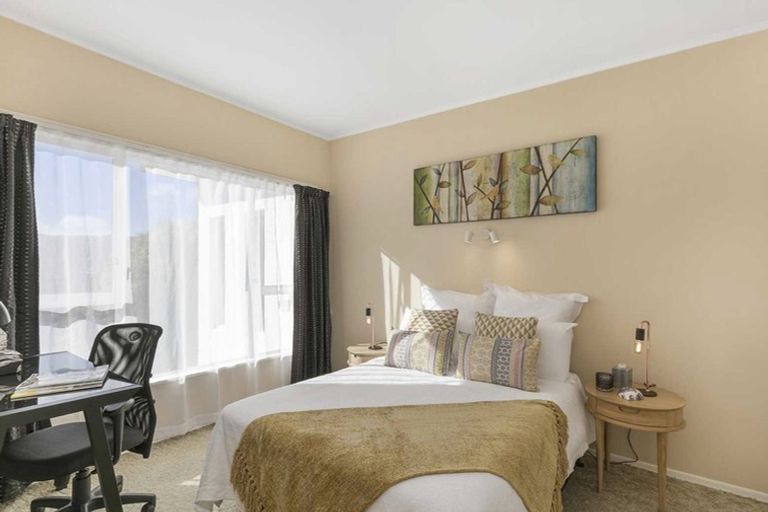 Photo of property in 1/3 Ridd Crescent, Karori, Wellington, 6012