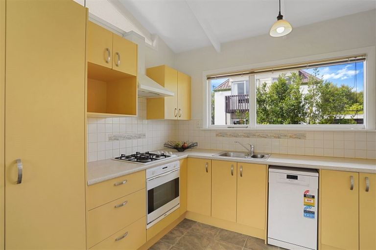 Photo of property in 27 Rosamund Place, Halswell, Christchurch, 8025