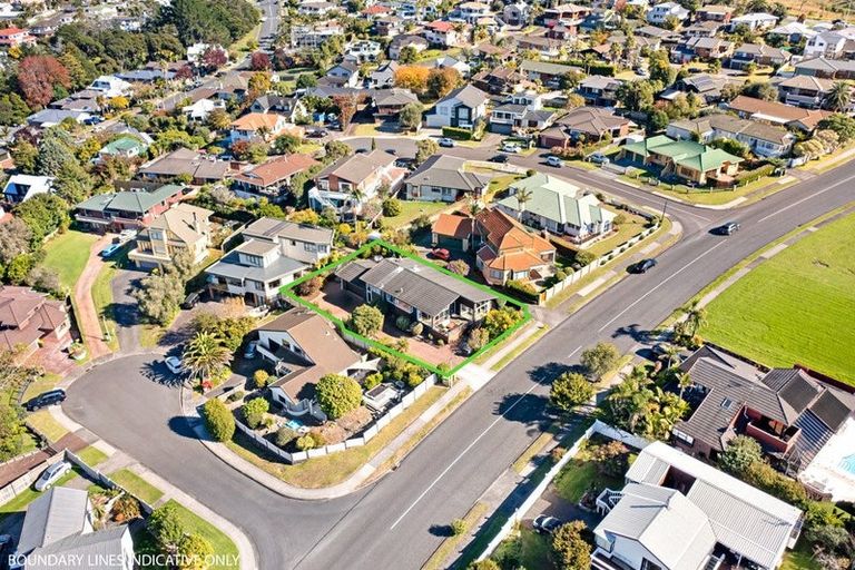 Photo of property in 19 Westpark Drive, West Harbour, Auckland, 0618