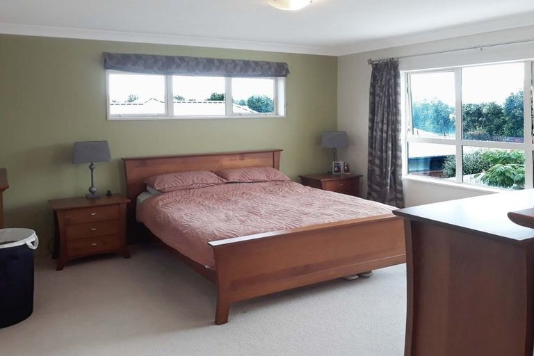 Photo of property in 42 Kinsella Crescent, Aidanfield, Christchurch, 8025