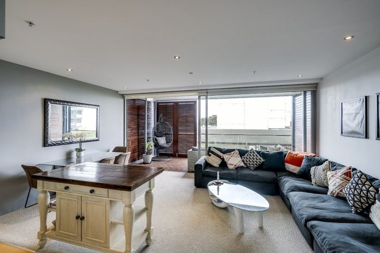 Photo of property in 203c/14 West Quay, Ahuriri, Napier, 4110