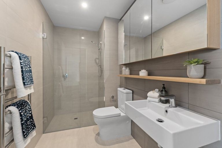 Photo of property in 106/8a Lake Pupuke Drive, Takapuna, Auckland, 0622