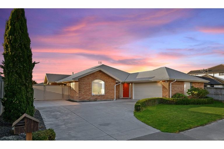 Photo of property in 4 Mollymawk Place, Woolston, Christchurch, 8023