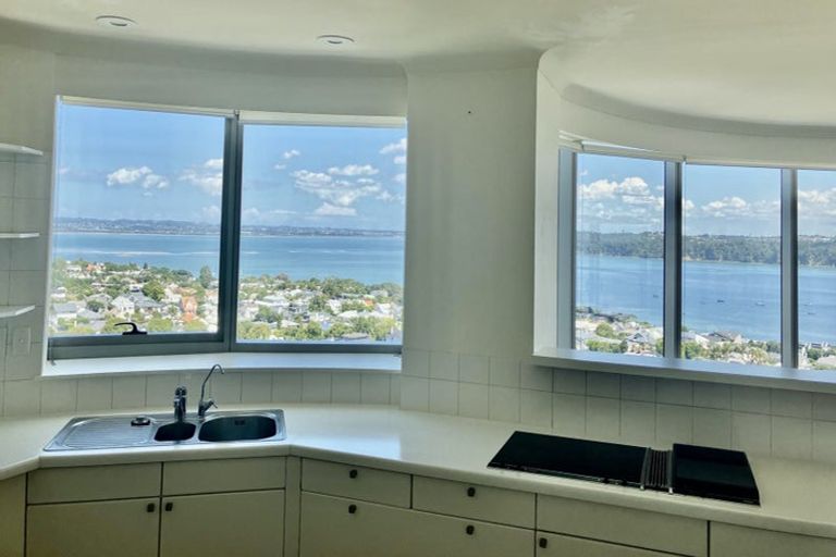 Photo of property in Shangri La Apartments, 10/97 Jervois Road, Herne Bay, Auckland, 1011