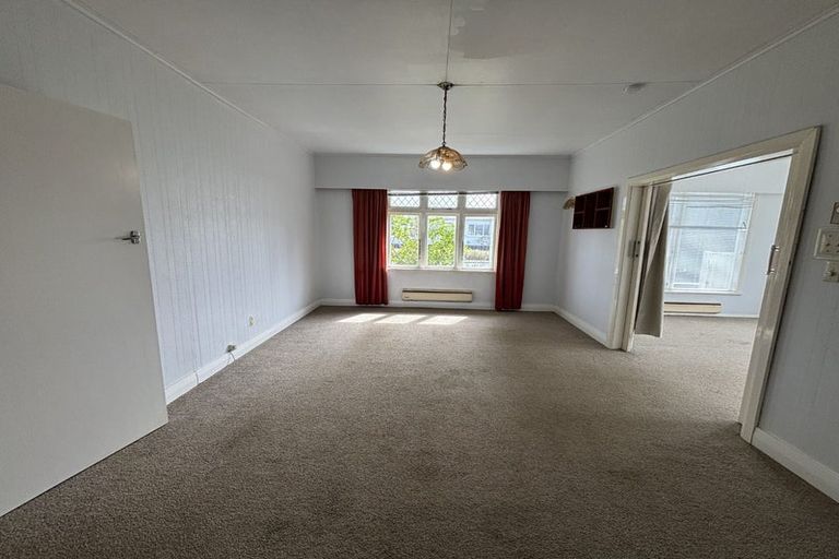 Photo of property in 38 Kauri Street, Miramar, Wellington, 6022