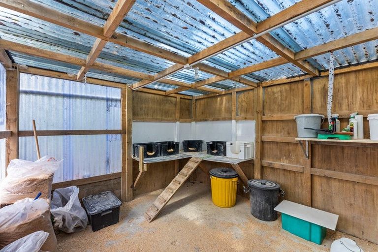 Photo of property in 38 Sutton Road, Te Horo, Otaki, 5582