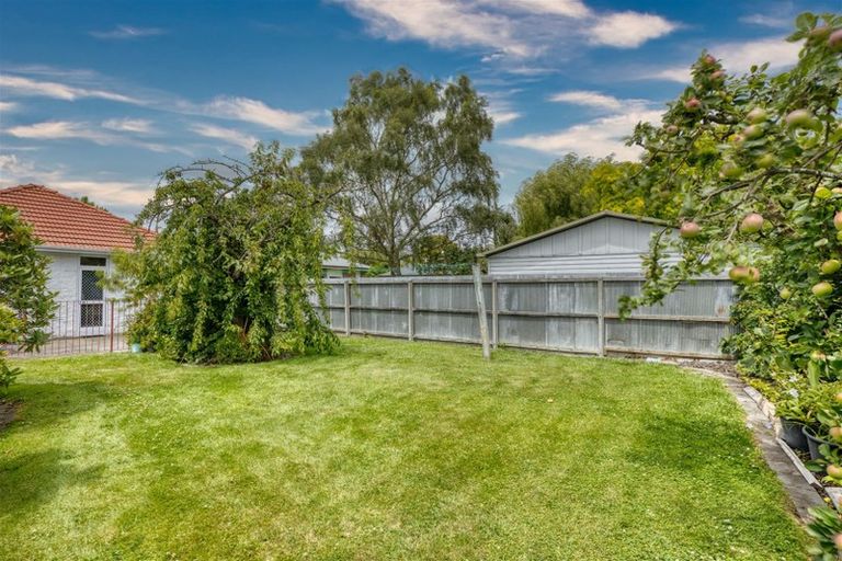 Photo of property in 19 Hounslow Street, Ilam, Christchurch, 8041