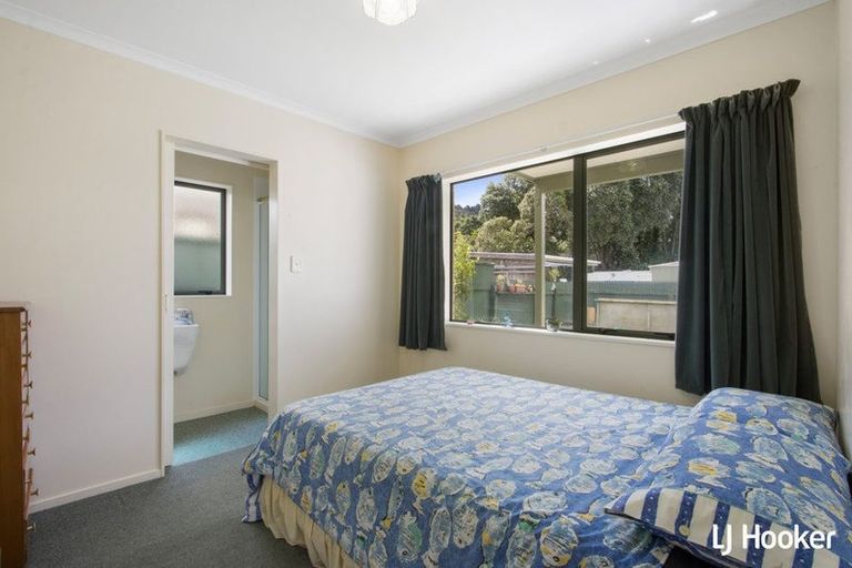 Photo of property in 42 Ocean View Road, Waihi Beach, 3611