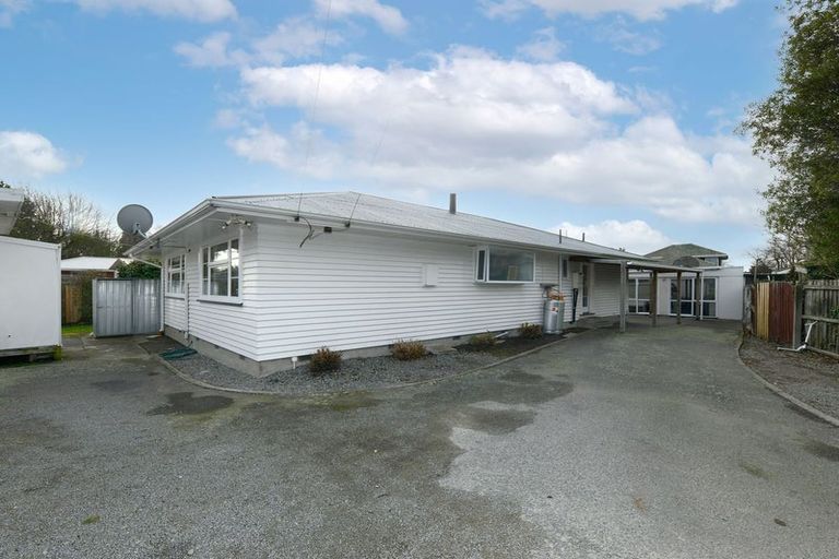 Photo of property in 21 Hanrahan Street, Upper Riccarton, Christchurch, 8041