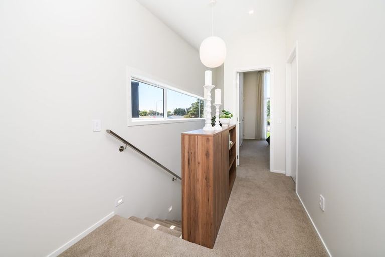 Photo of property in 8 Tuapapa Lane, Roslyn, Palmerston North, 4414