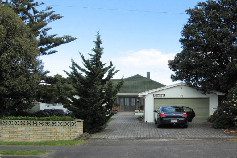 Photo of property in 99 Karaka Street, Castlecliff, Whanganui, 4501