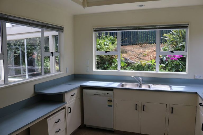 Photo of property in 36 Parkes Avenue, Saint Johns Hill, Whanganui, 4501