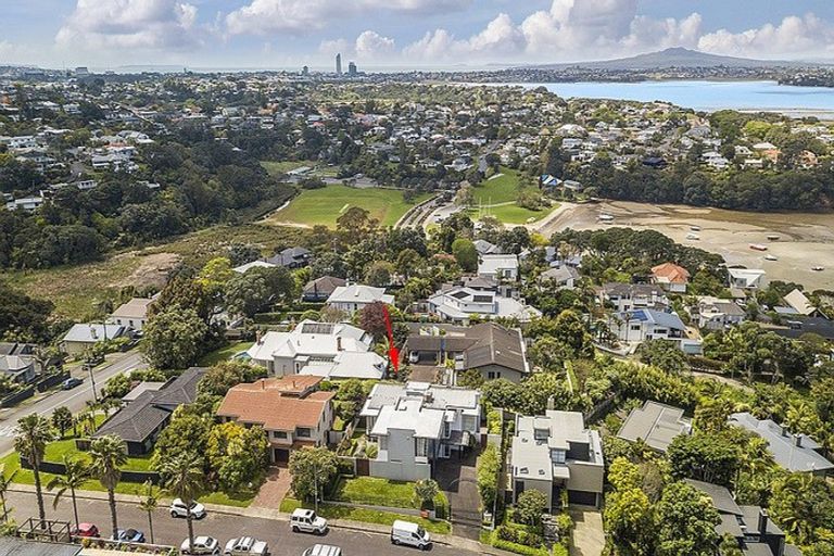 Photo of property in 5 Peregrine Place, Birkenhead, Auckland, 0626