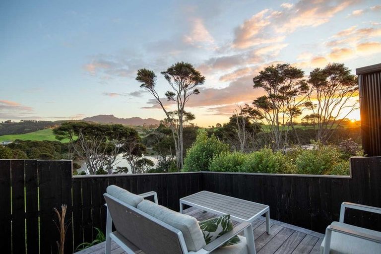 Photo of property in 4 Omahina Street, Raglan, 3225