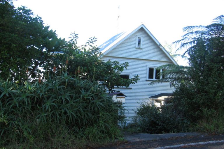 Photo of property in 48 Kopiko Road, Titirangi, Auckland, 0604
